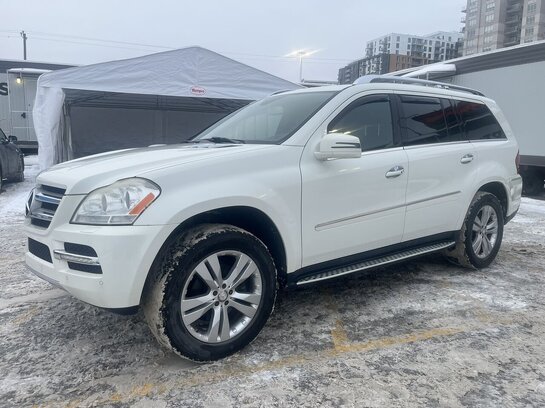 2011 Mercedes-Benz GL450 2011 White