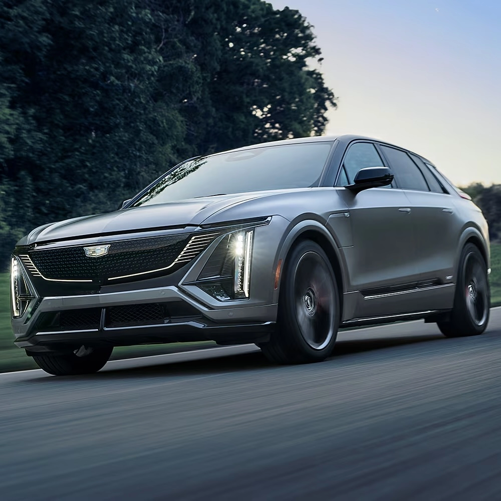 The Cadillac Lyriq-V 2026 on the road.
